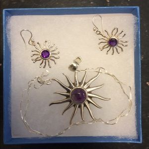 Necklace earrings set